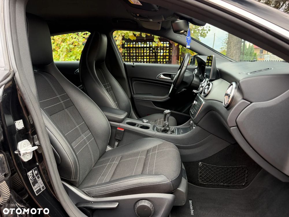 Mercedes-Benz CLA 2015