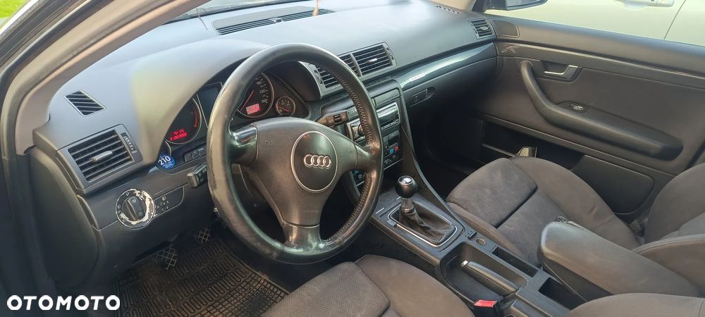 Audi A4 Limousine 1.8T Quattro - 9