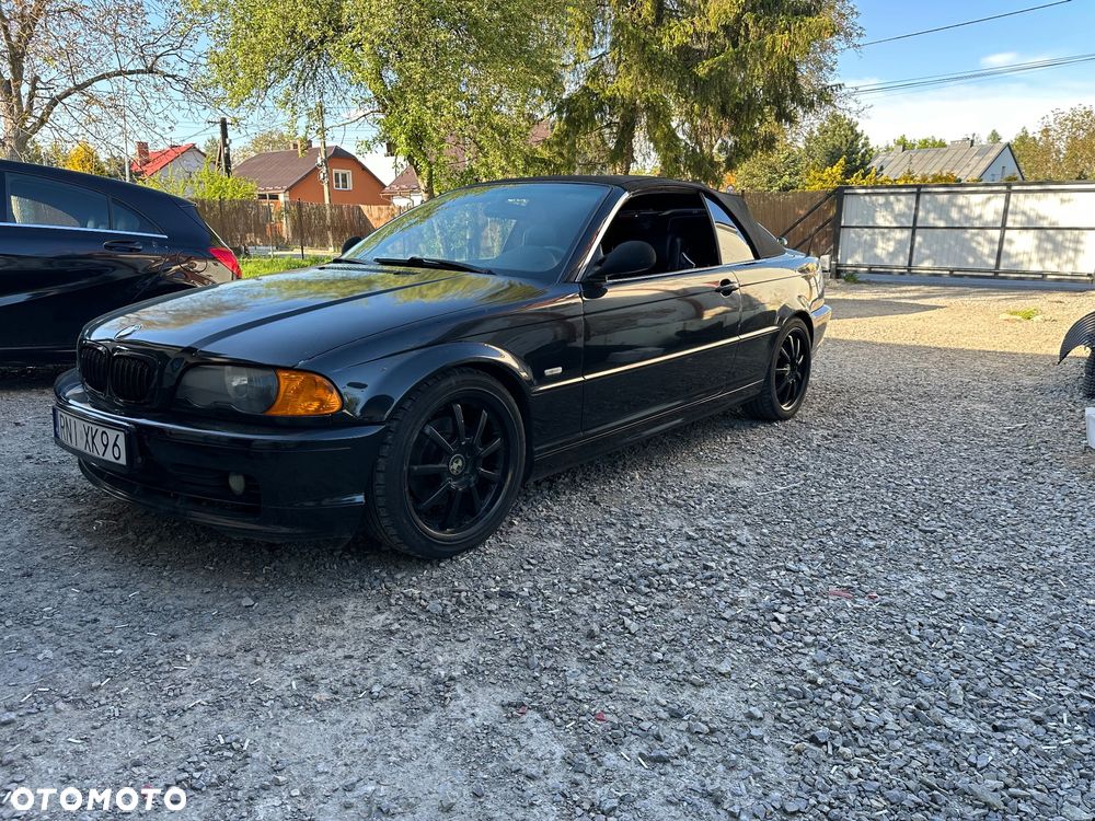 BMW Seria 3 323i - 17