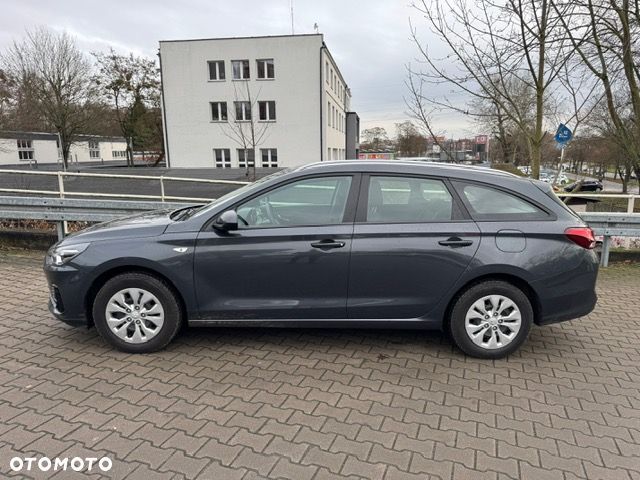 Hyundai i30 1.5 DPI Classic + - 2