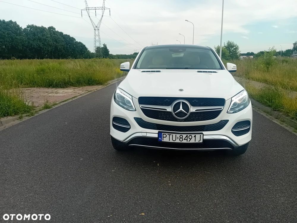 Mercedes-Benz GLE - 29
