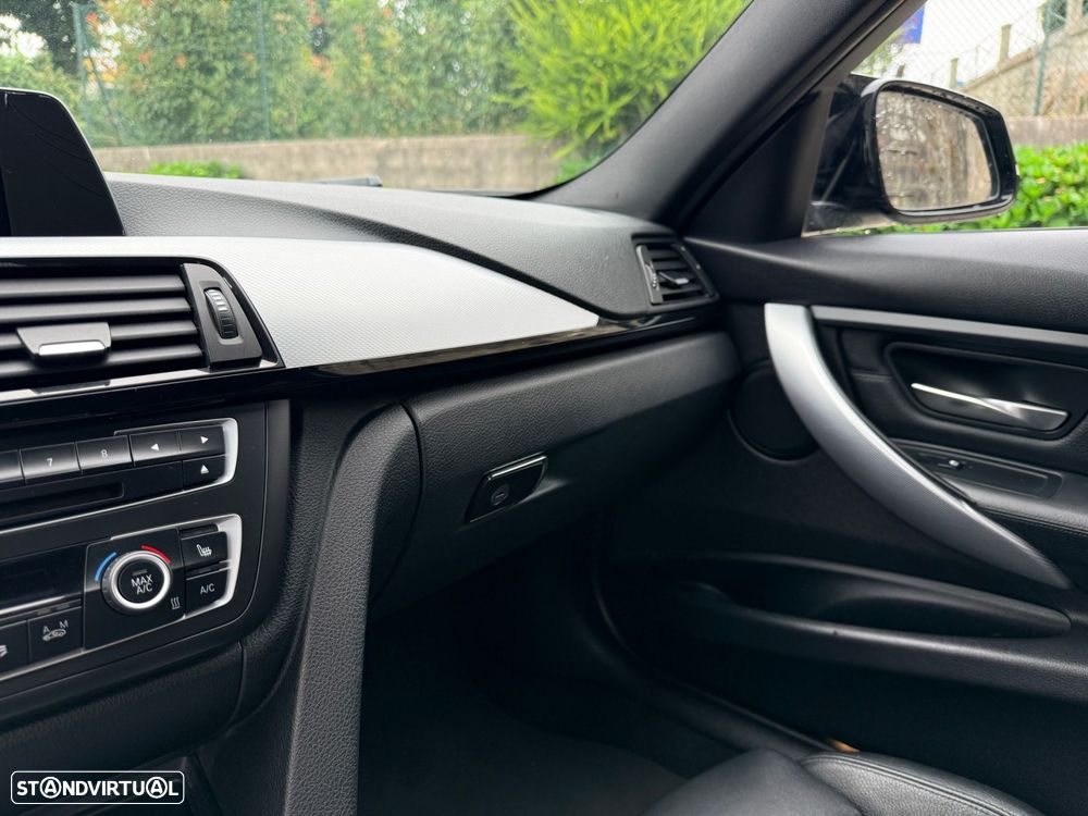BMW 320 d Auto Pack M - 25
