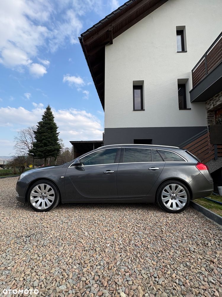 Opel Insignia 2.0 CDTI - 11