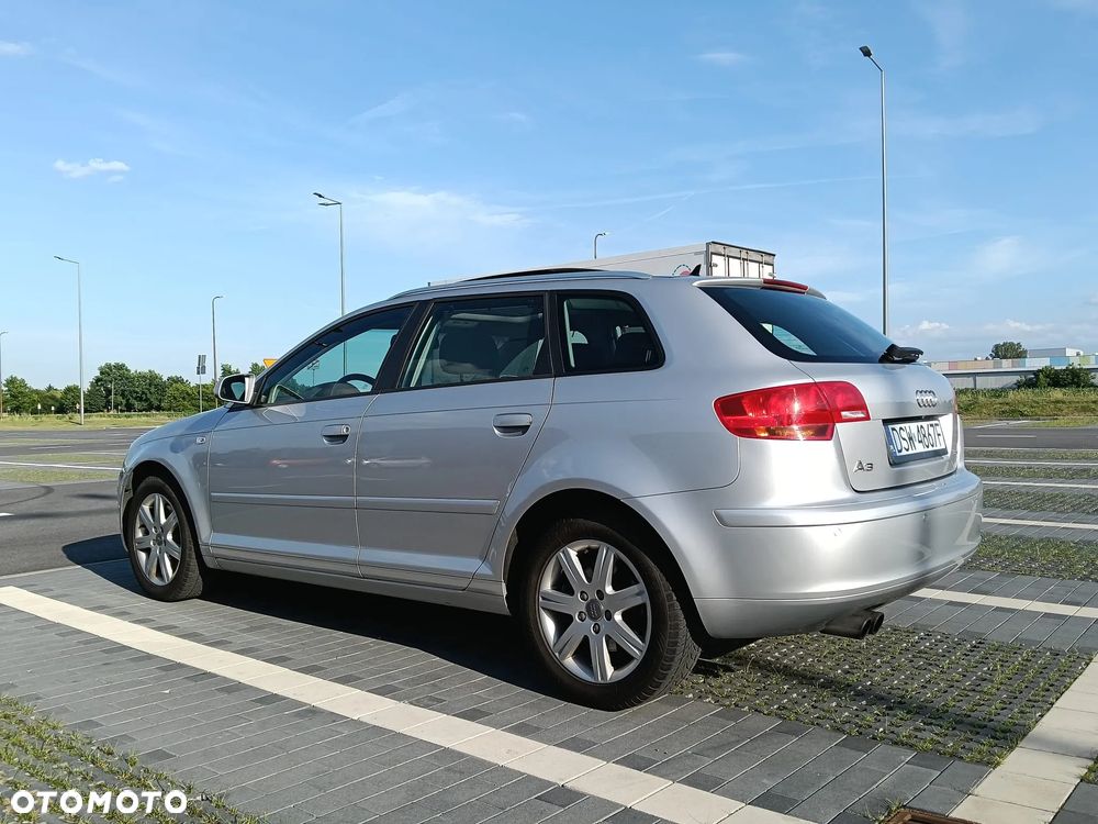 Audi A3 Sportback 2.0 TFSI Attraction - 5