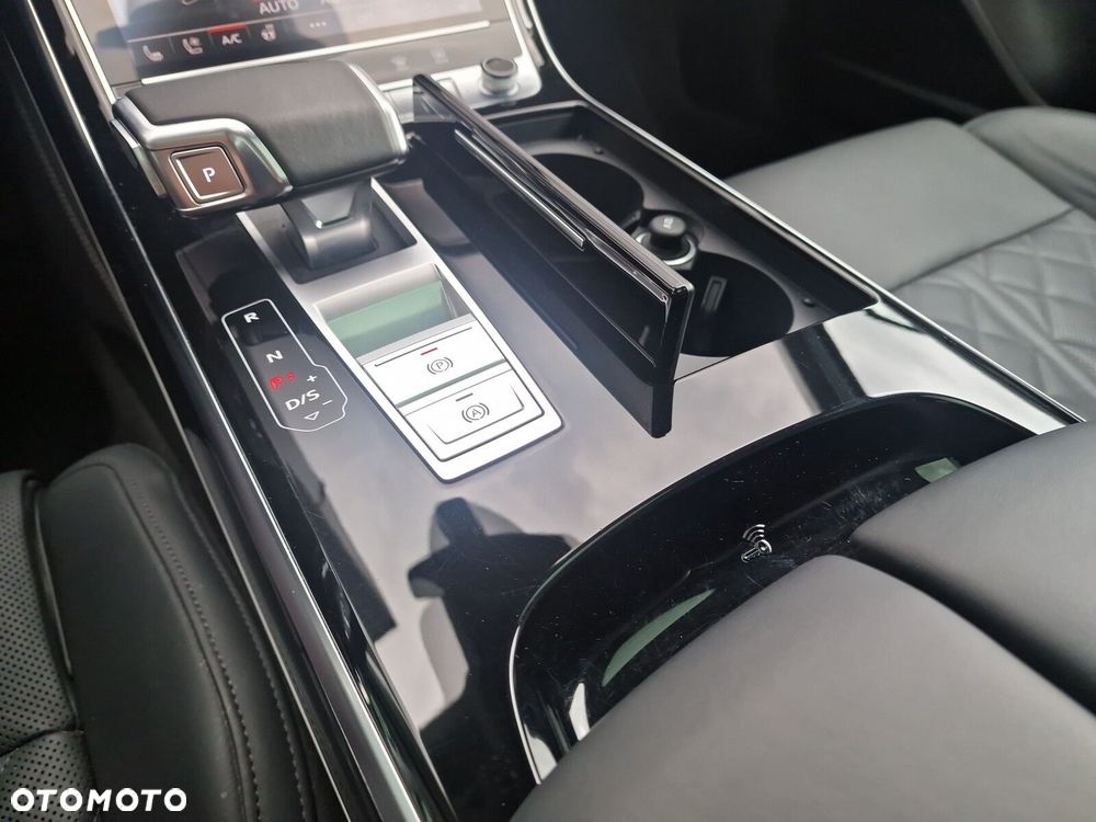Audi A8 - 15