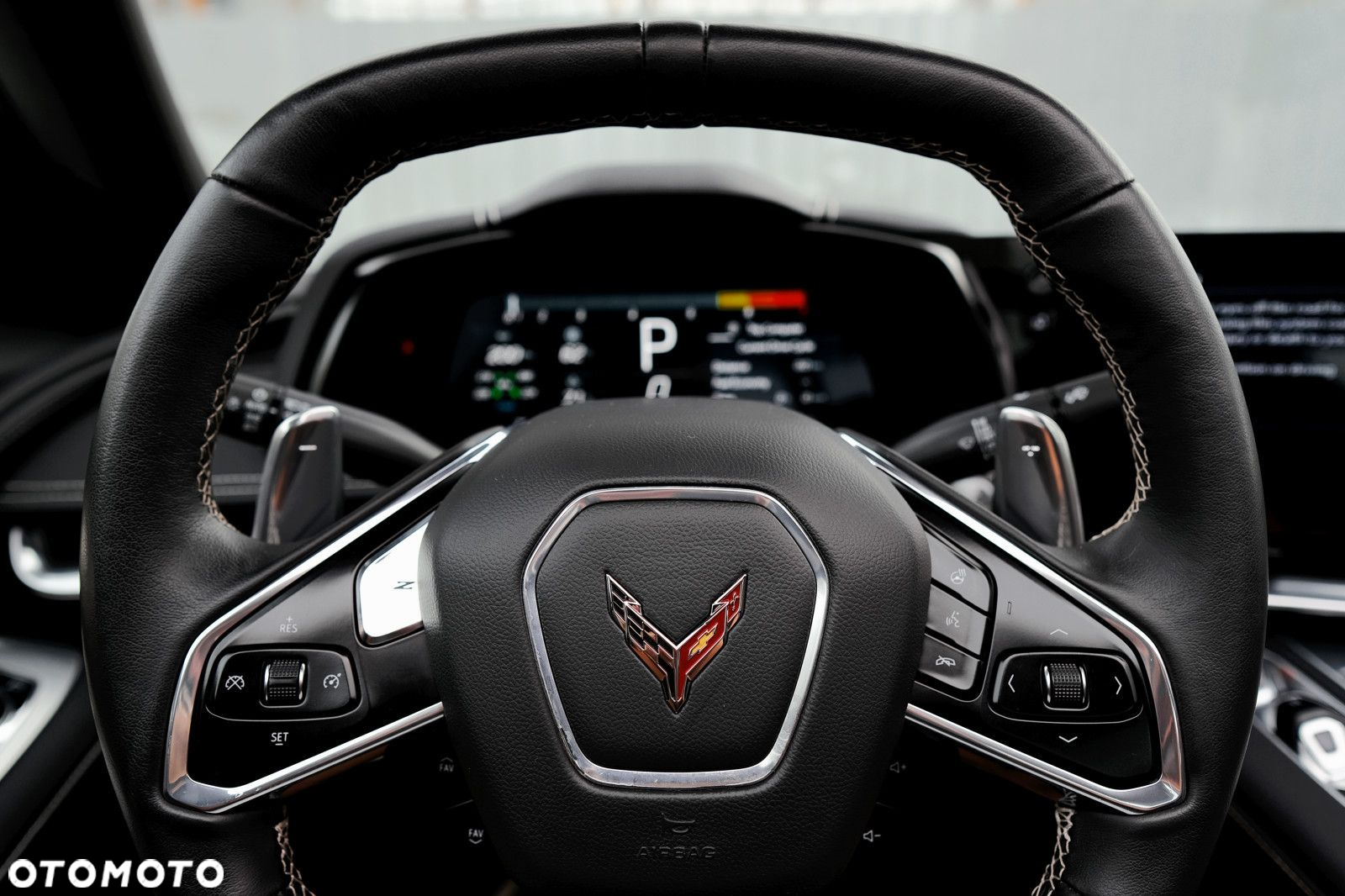 Chevrolet Corvette - 32