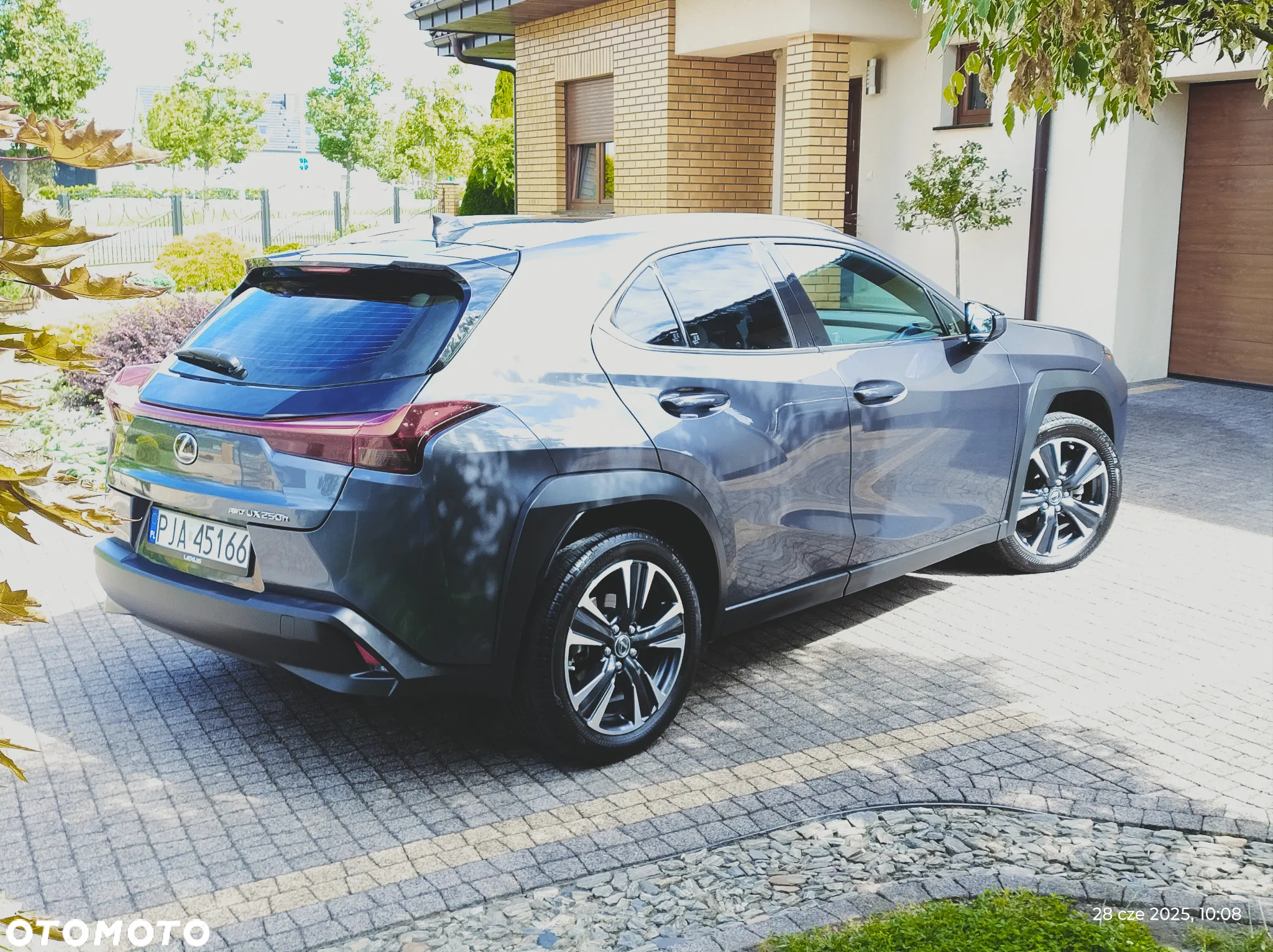 Lexus UX 250h GPF Business AWD - 6