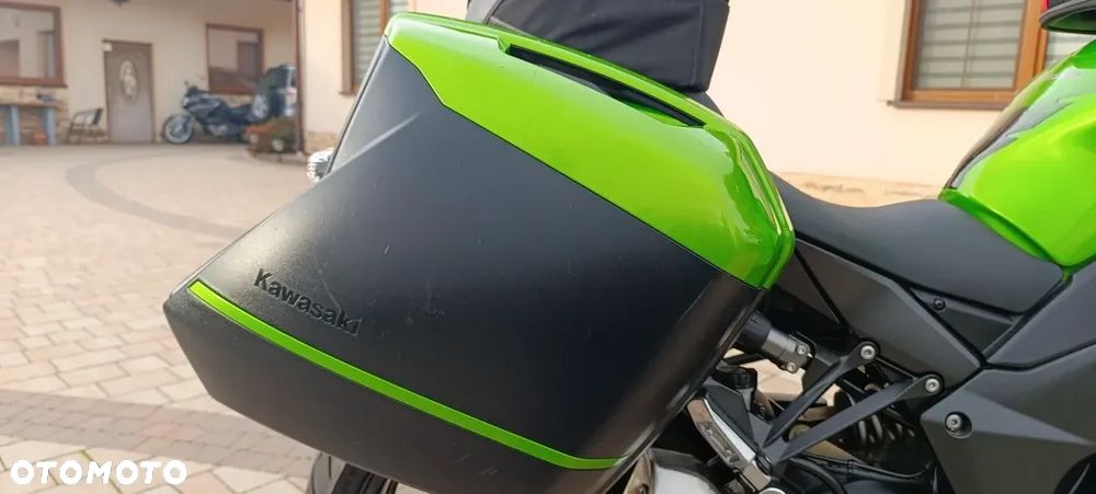 Kawasaki Ninja 1000 SX - 26
