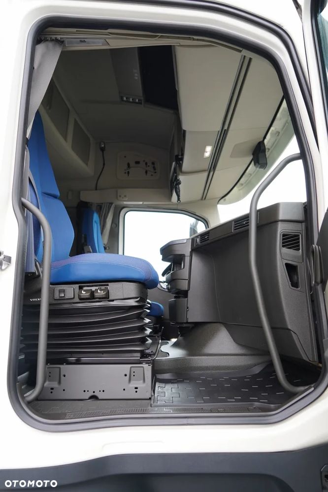 Volvo FH 500 / KLIMA POSTOJOWA / I-SHIFT / SPROWADZONY / EURO 6 - 35