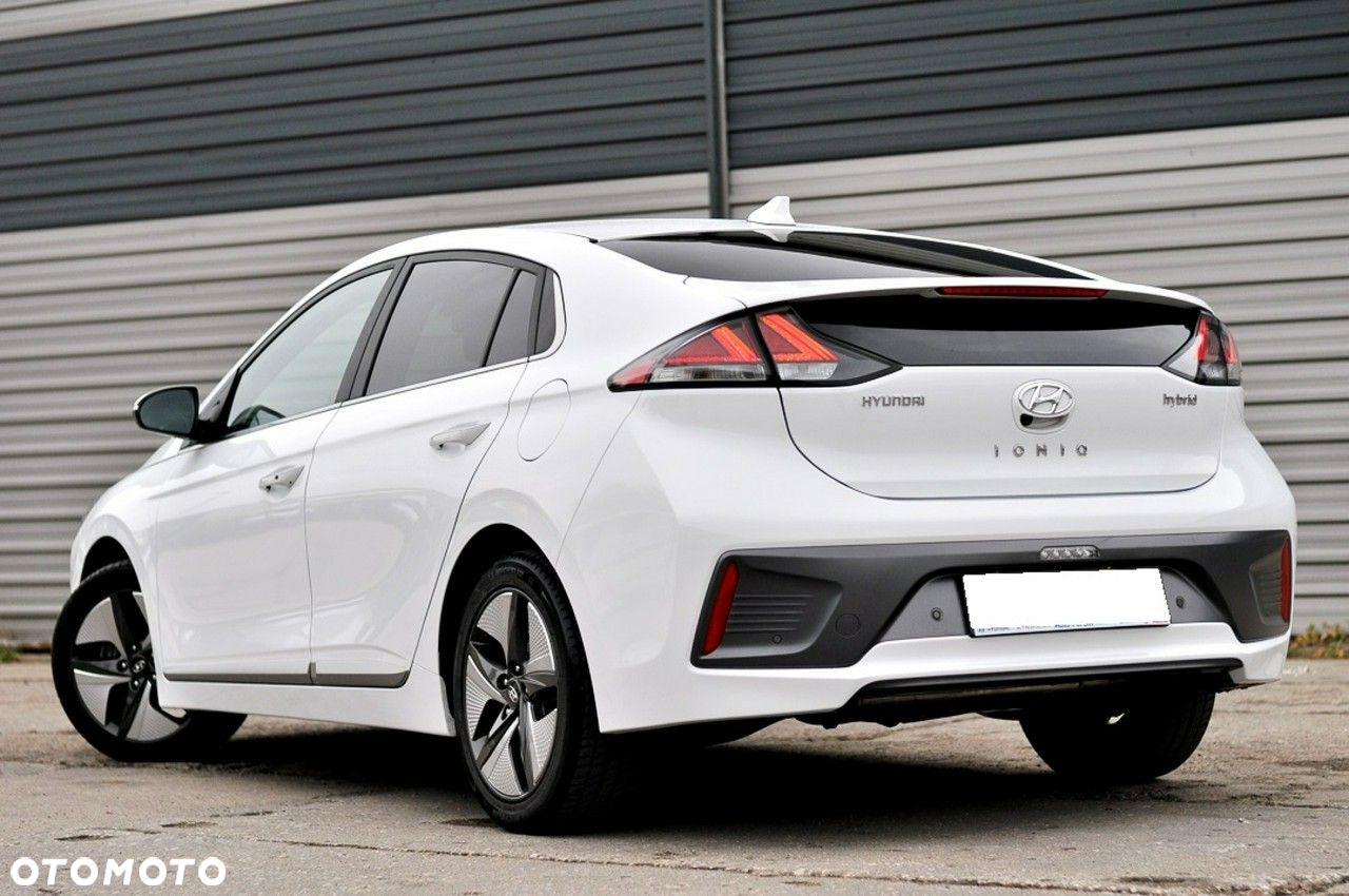 Hyundai IONIQ hybrid Premium - 40