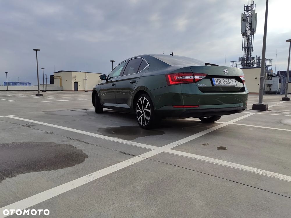 Skoda Superb 2.0 TDI Style DSG - 11