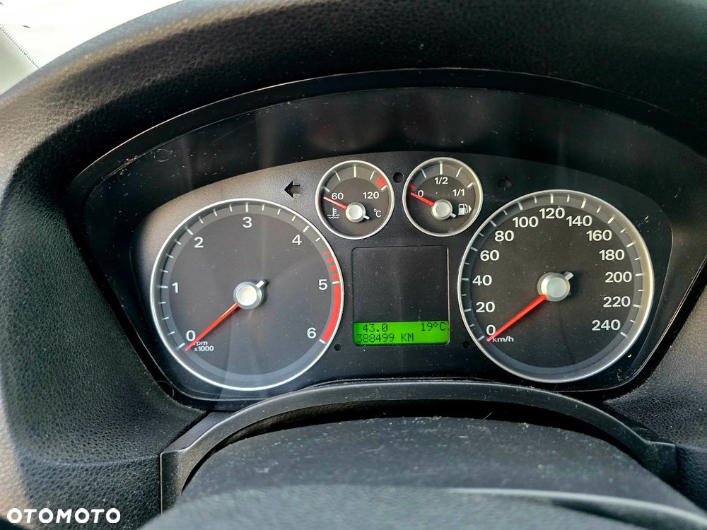 Ford Focus 2.0 TDCi Titanium - 20