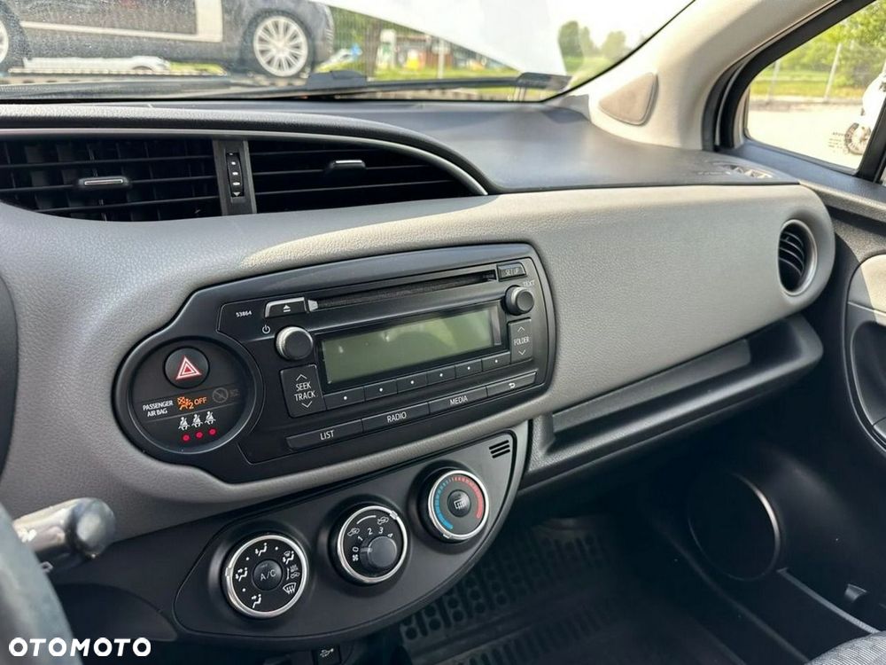 Toyota Yaris - 14