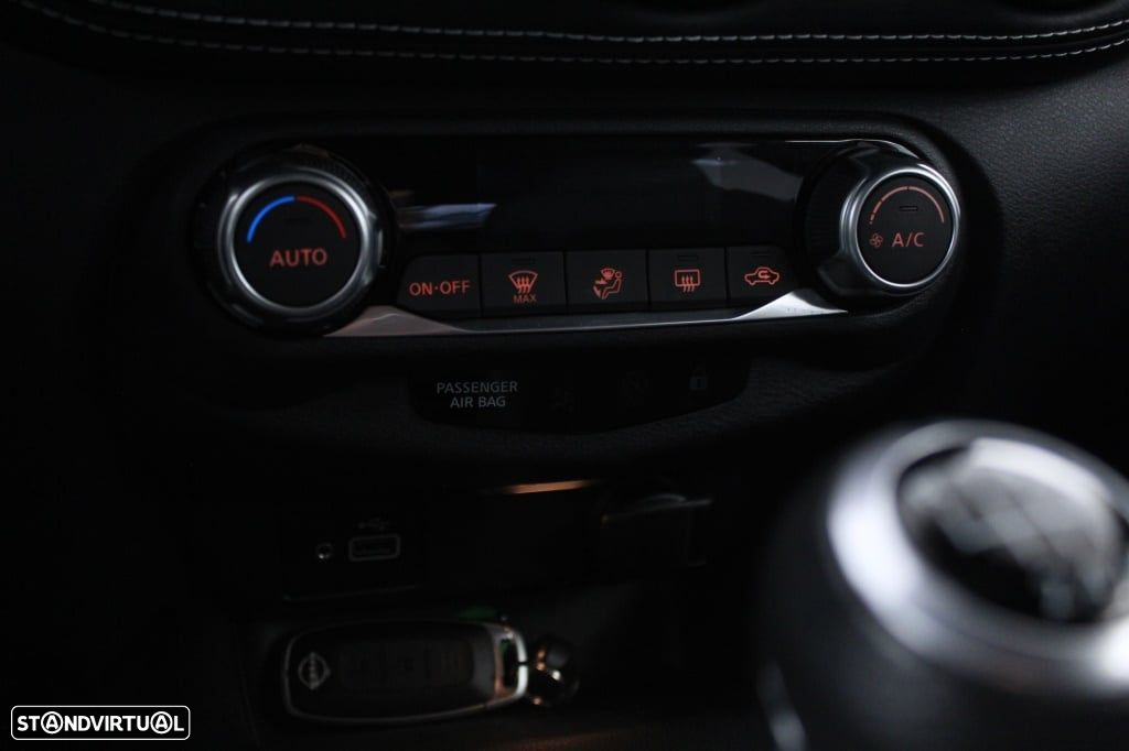 Nissan Juke 1.0 DIG-T N-Connecta NAV. - 29
