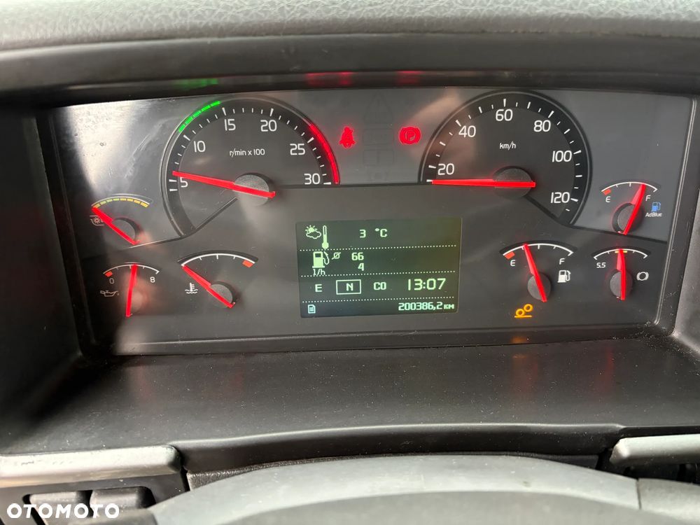 Volvo FM 330 EEV 6x2 / śmieciarka / 3 komory - 35