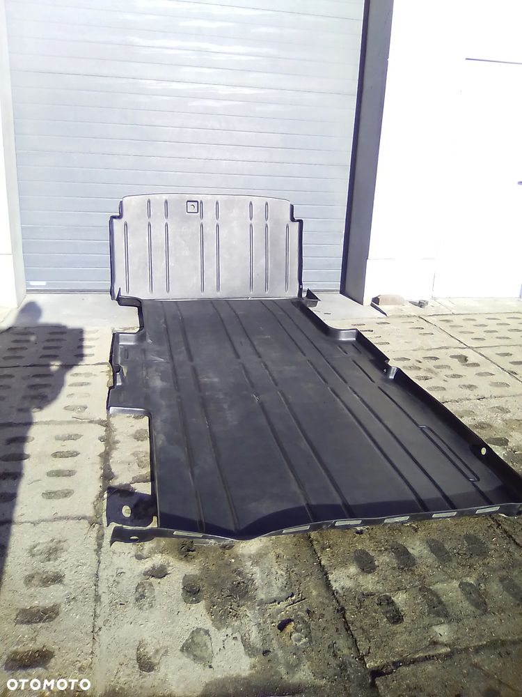 Mata podłoga zabudowa paki Transit Mk 8 Jumbo L4H3