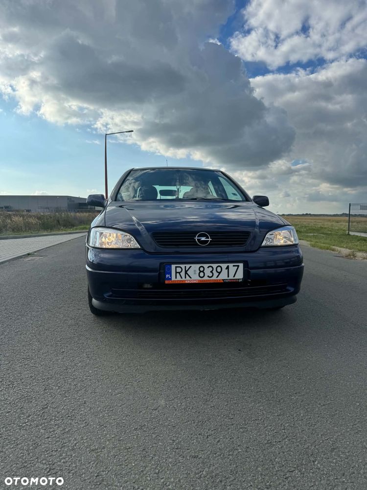 Opel Astra 1.6 16V Mid - 1