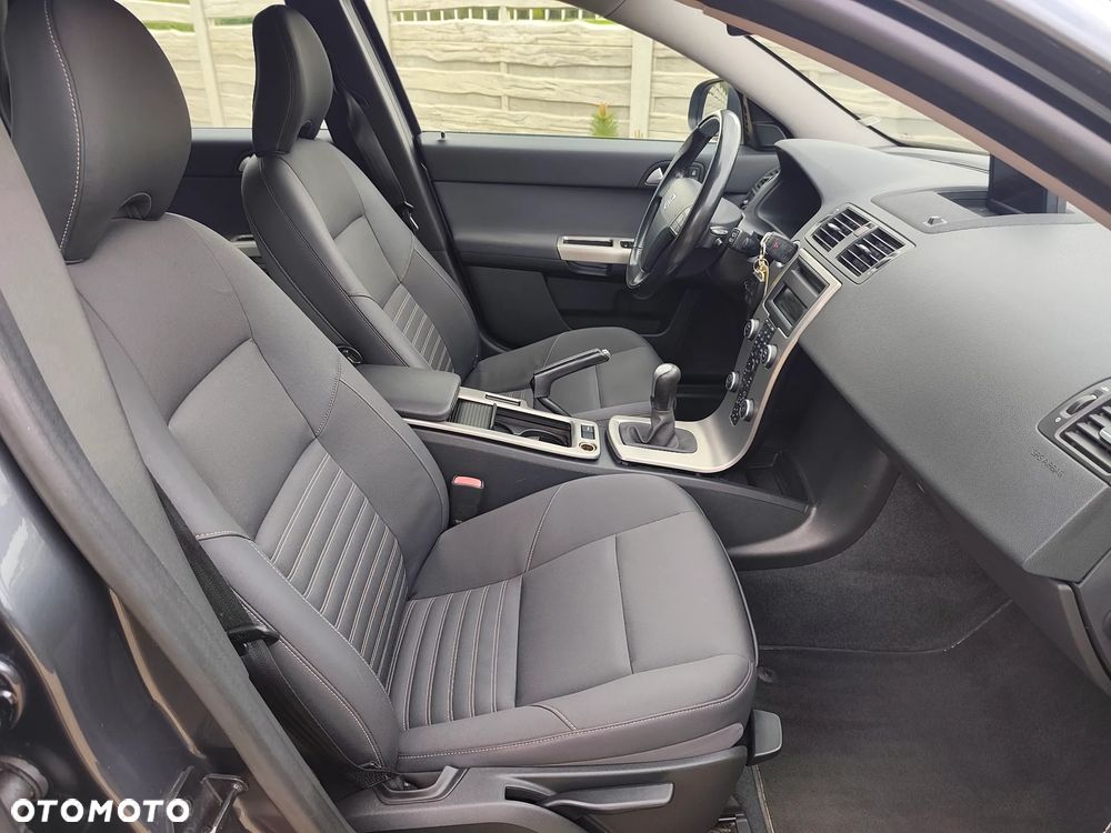 Volvo V50 DPF D2 Business Edition - 18