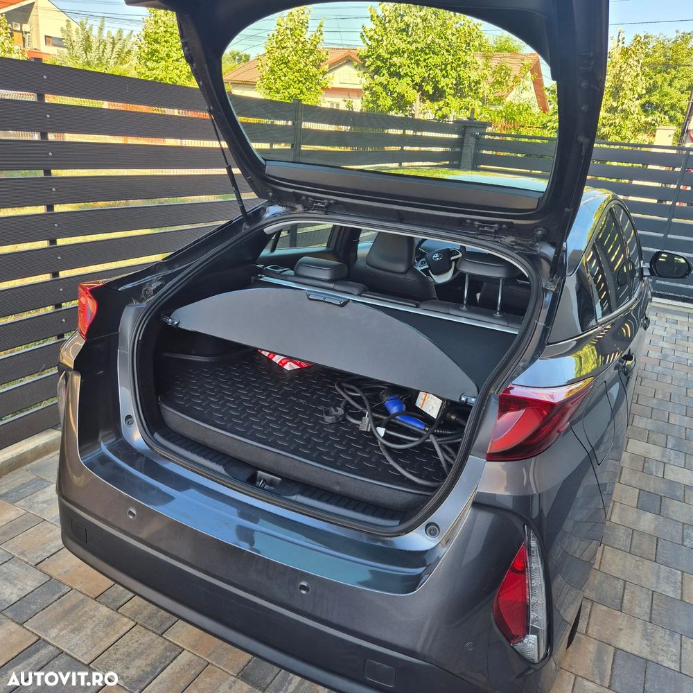Toyota Prius Plug-in Hybrid Executive - 5