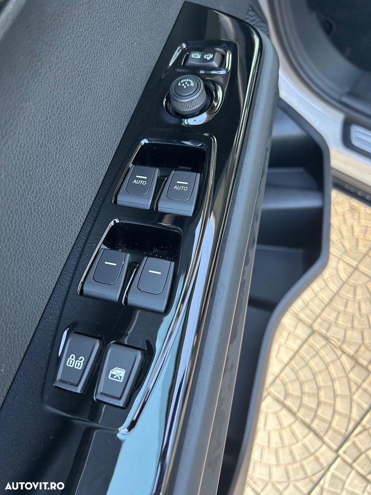 SsangYong Torres EVX 73.4 kWh Premium - 32