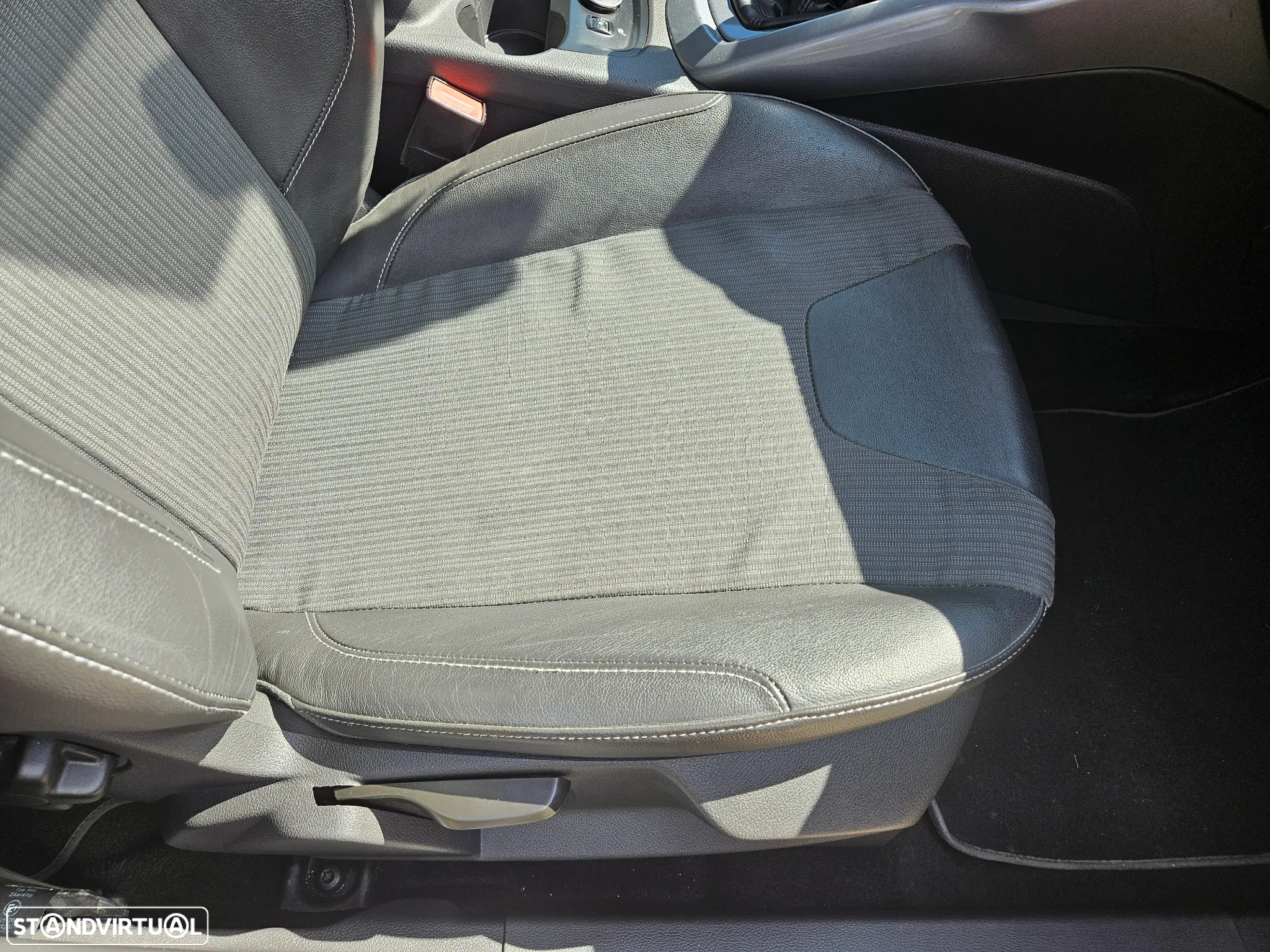 Ford Focus 1.6 TDCi Titanium - 21