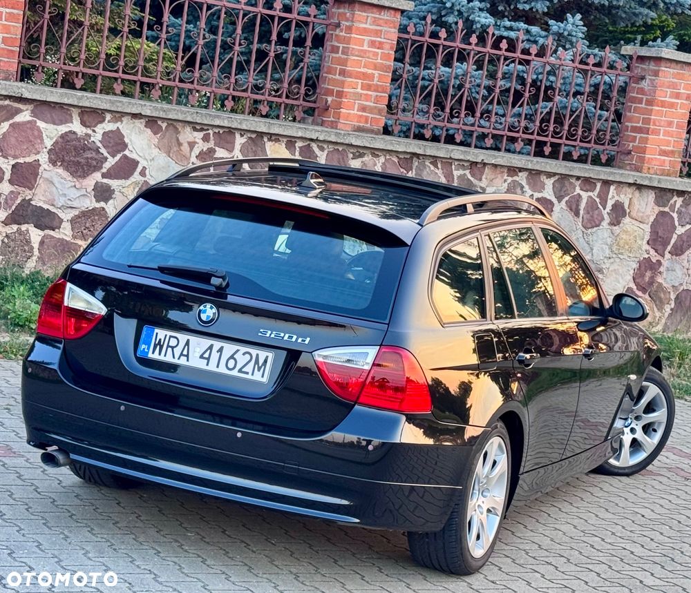 BMW Seria 3 320d Efficient Dynamics - 9