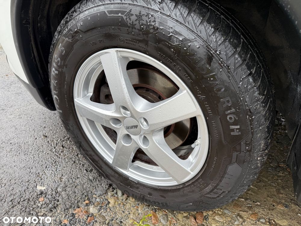 Mitsubishi Outlander - 21