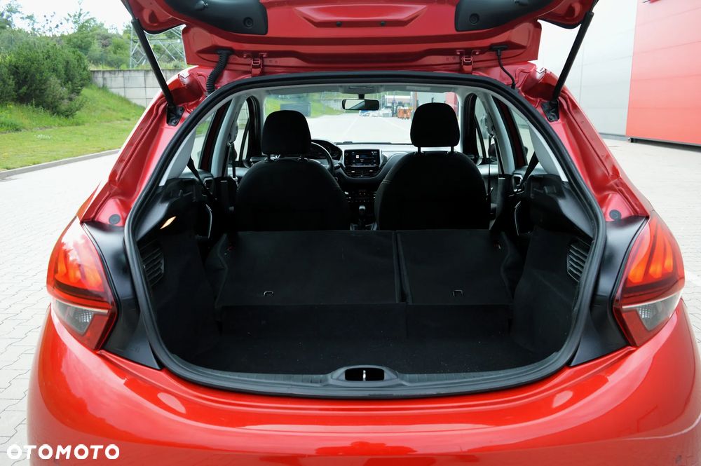 Peugeot 208 1.2 PureTech Allure - 33
