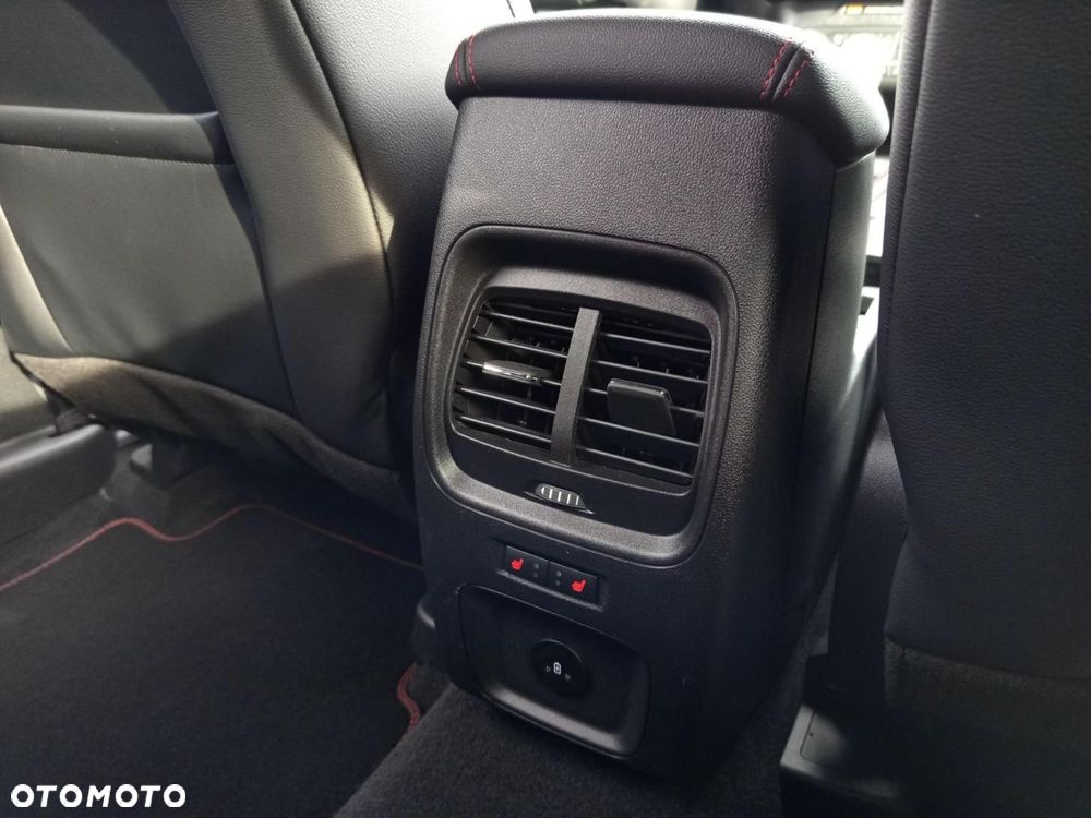 Ford Kuga - 20