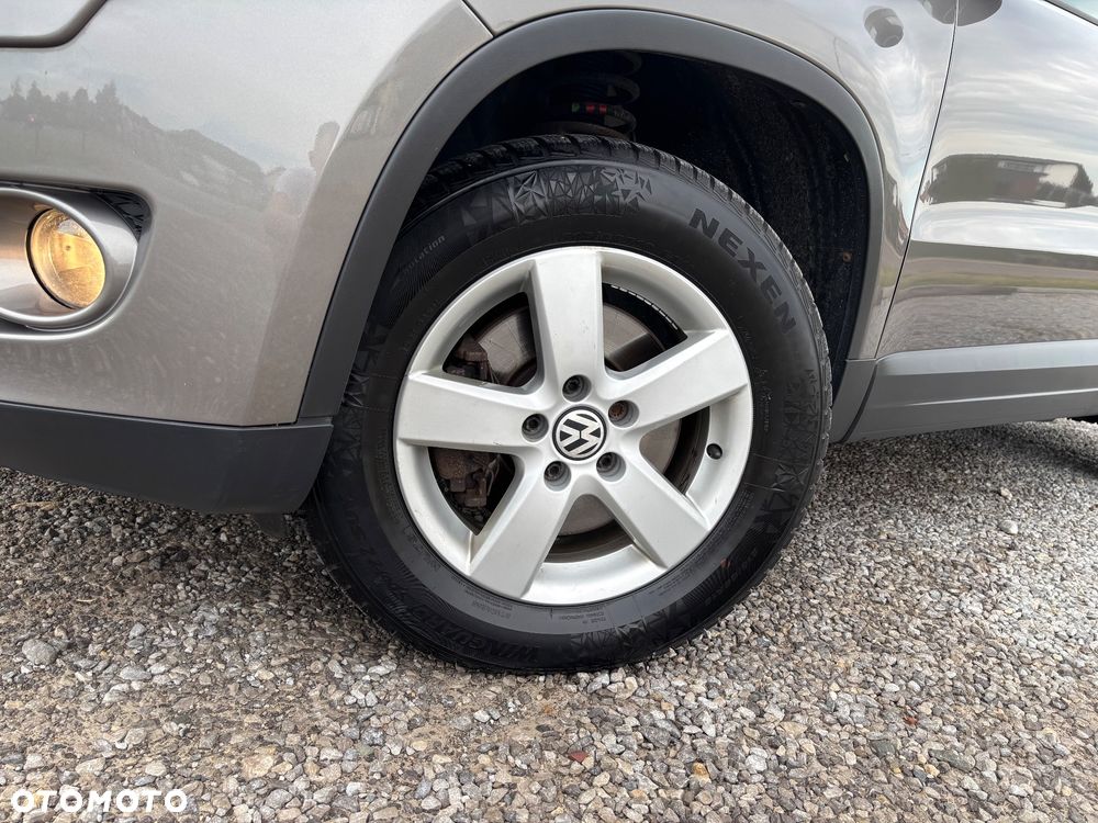 Volkswagen Tiguan - 16