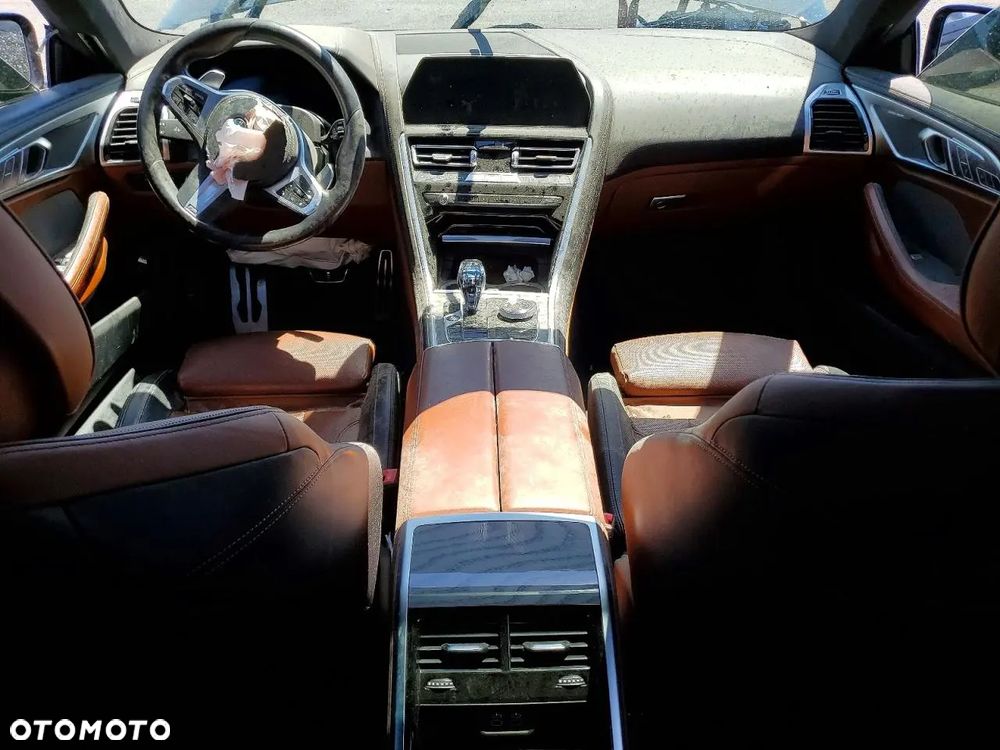 BMW Seria 8 - 27