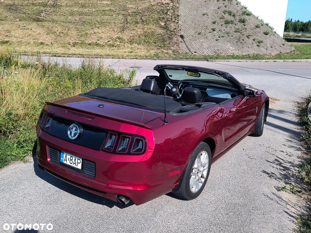 Ford Mustang 3.7 V6 Premium - 9