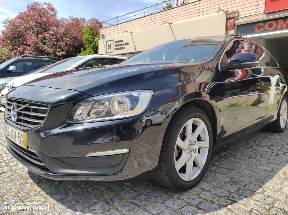 Volvo V60 1.6 D2 Drive Momentum Start/Stop - 4