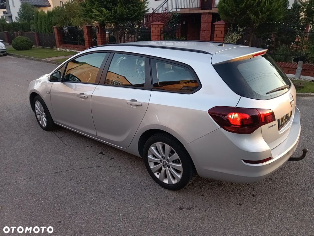 Opel Astra 1.4 EcoFLEX Cosmo - 35