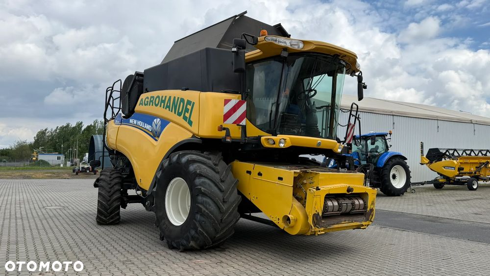 New Holland CR9080 - 6