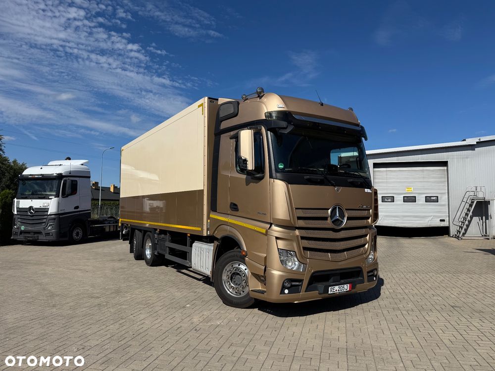 Mercedes-Benz ACTROS 2548 Izoterma Schmitz 7.45m Winda 2T - 15