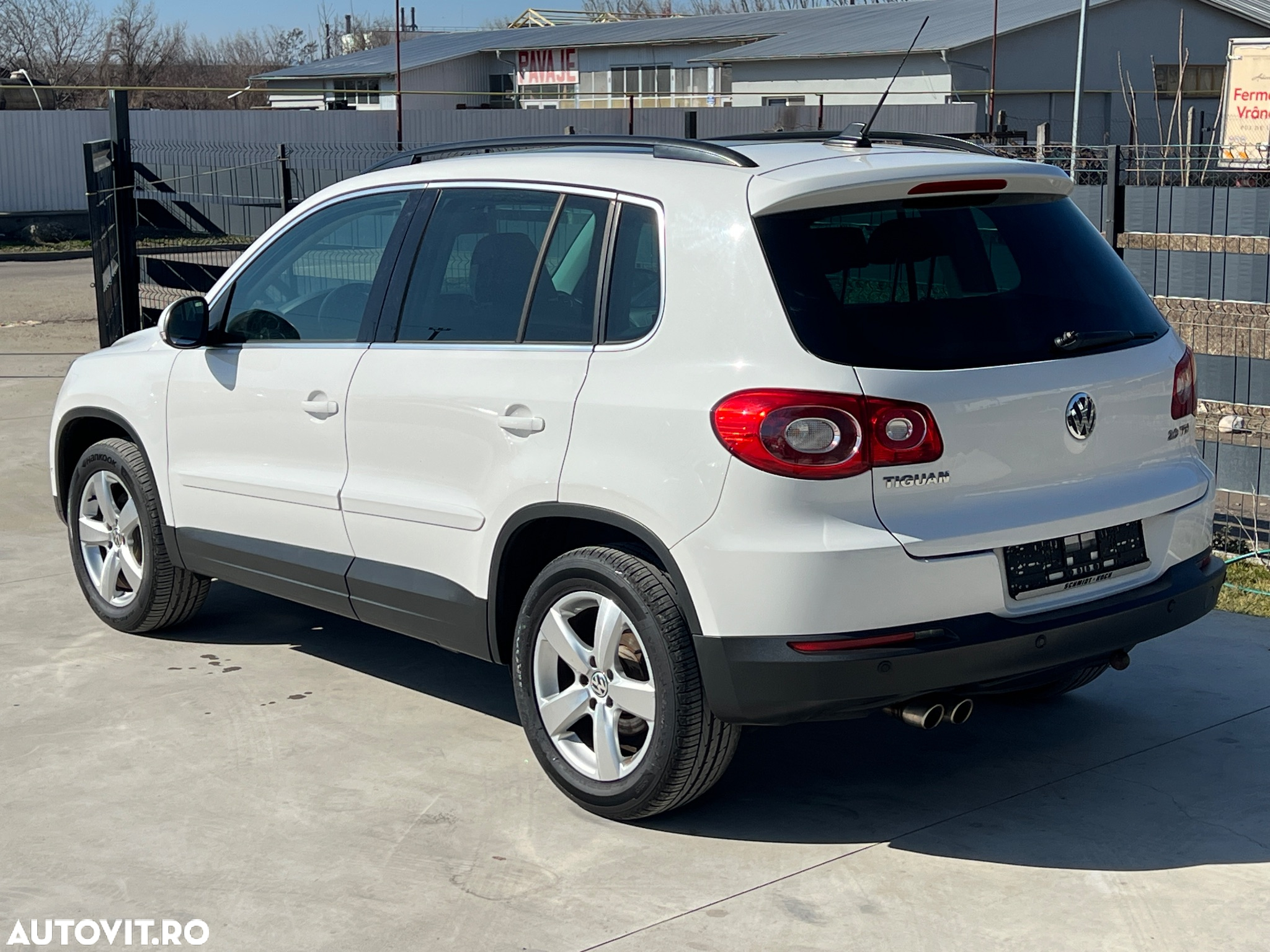 Volkswagen Tiguan - 6