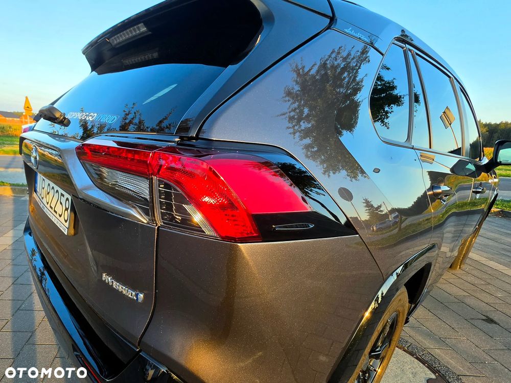 Toyota RAV4 - 11