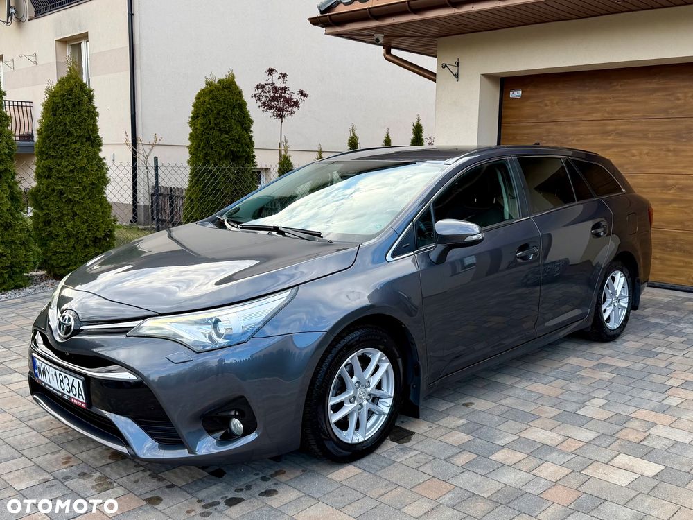 Toyota Avensis Touring Sports 1.8 Edition S+ - 2