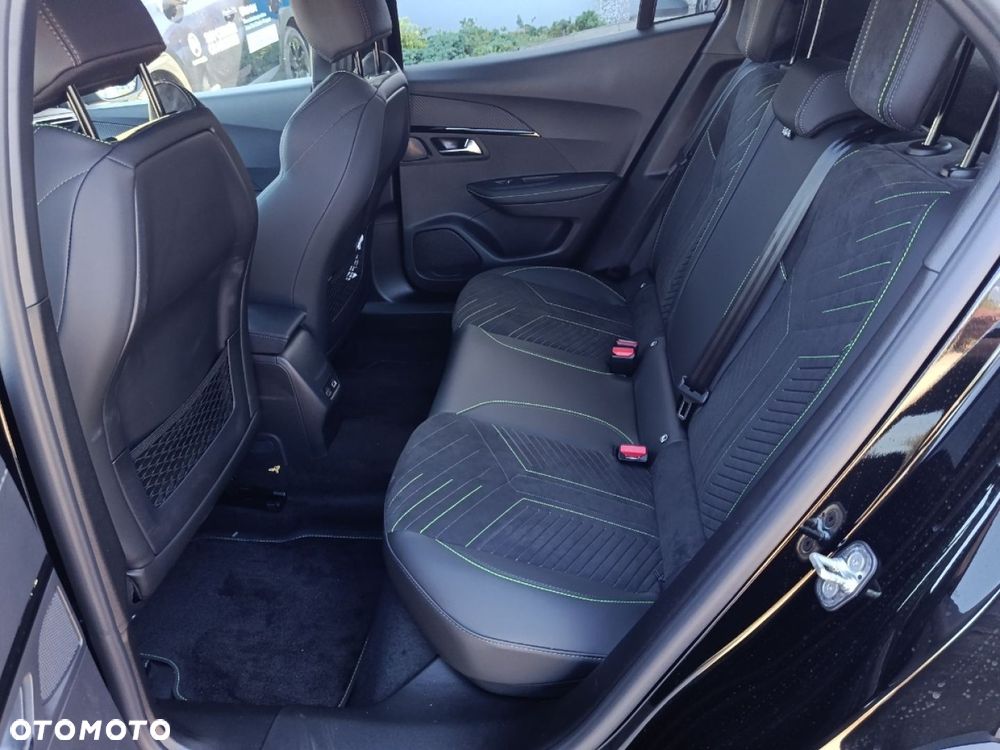 Peugeot 2008 - 14