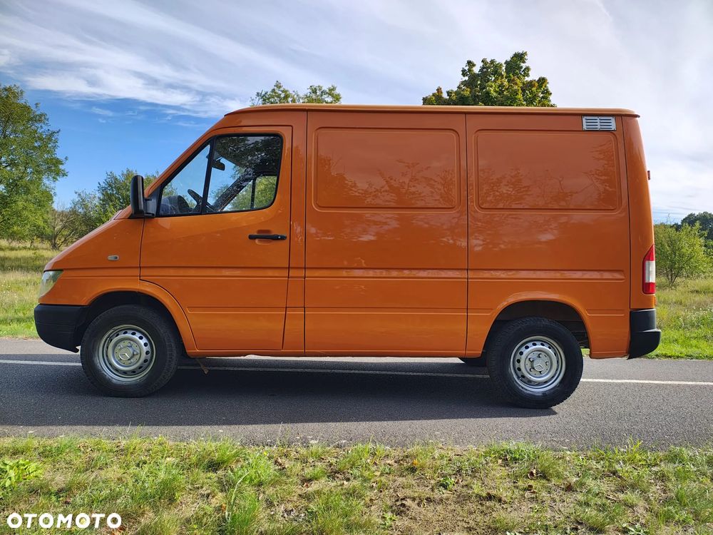 Mercedes-Benz SPRINTER - 10