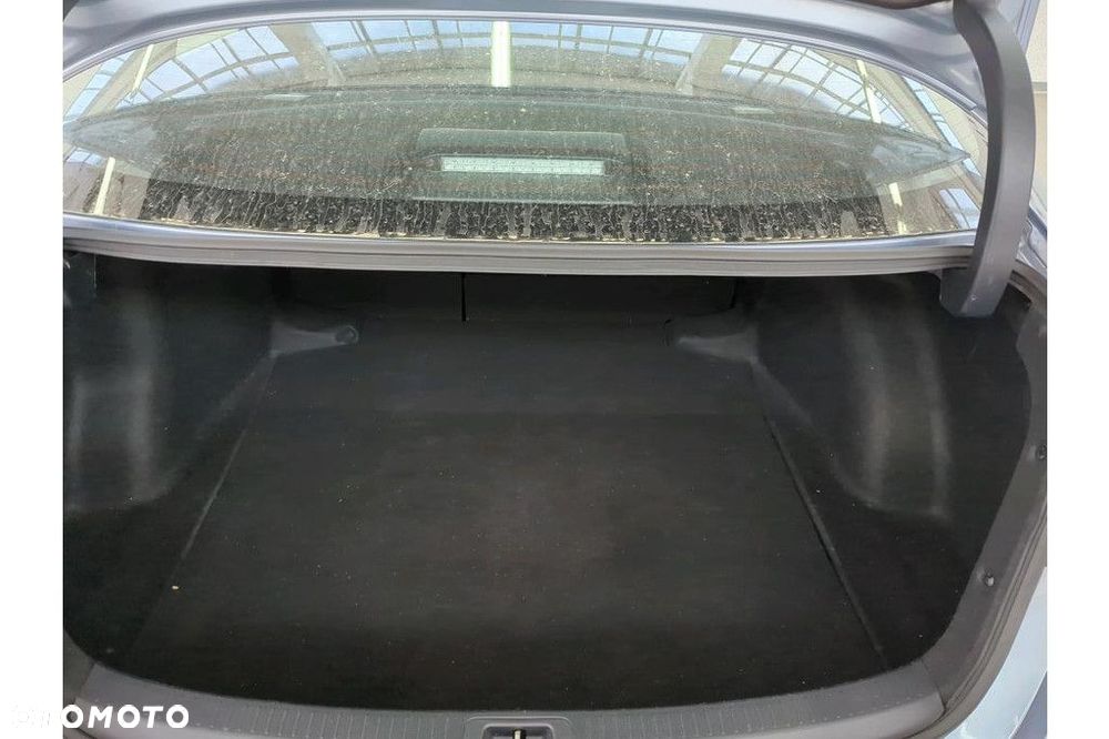 Toyota Corolla - 8