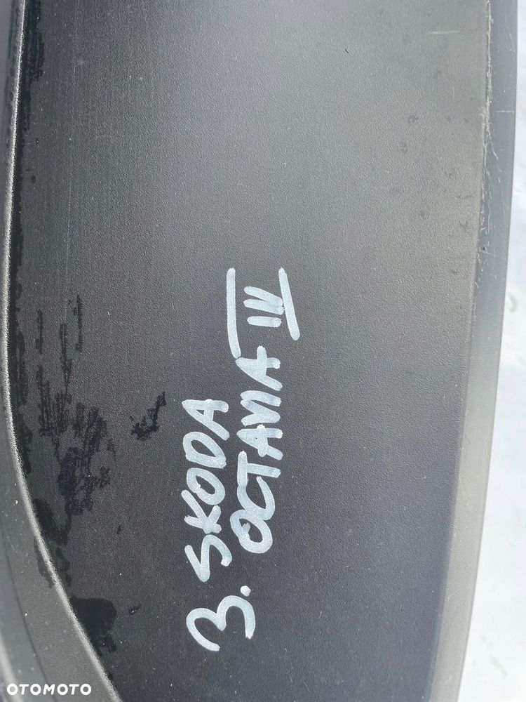 SPOJLER DOKŁADKA ZDERZAKA TYŁ TYLNY SKODA OCTAVIA III 5E6807521 - 5
