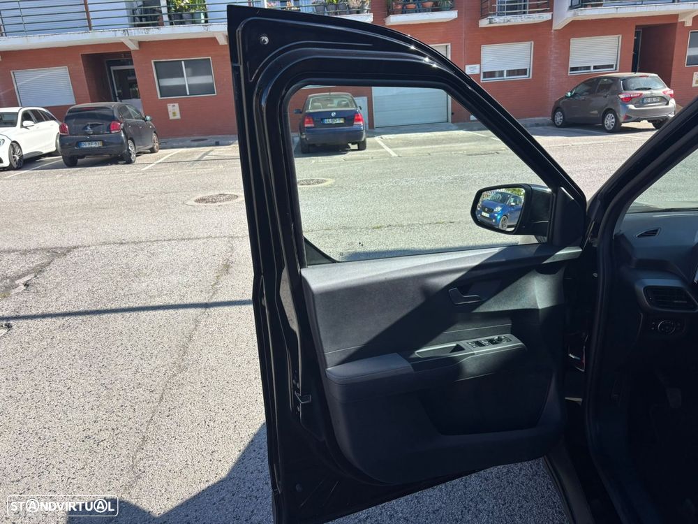 Ford Tourneo Courier 1.0 EcoBoost Titanium - 19