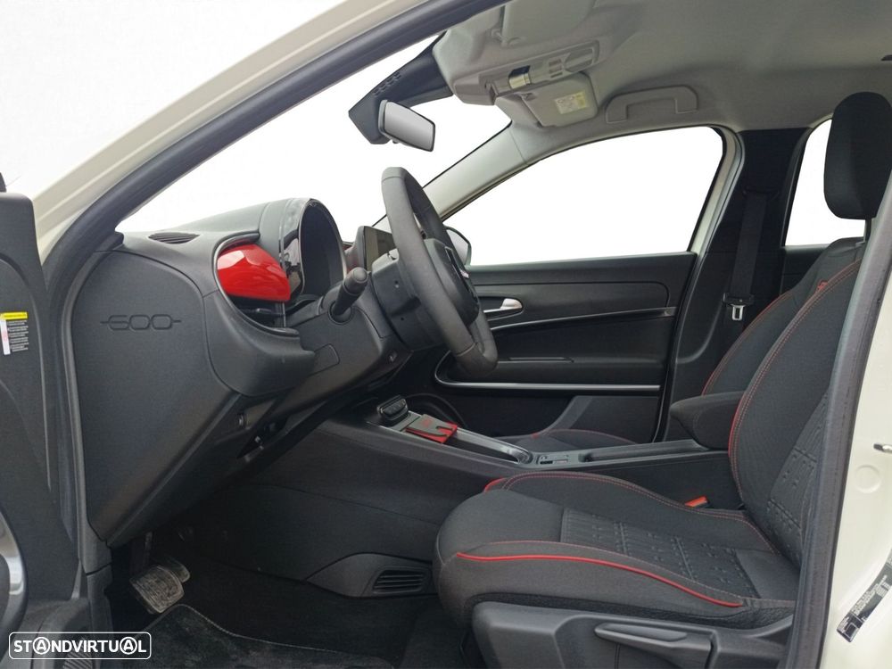 Fiat 600e 54 kWh (RED) - 41