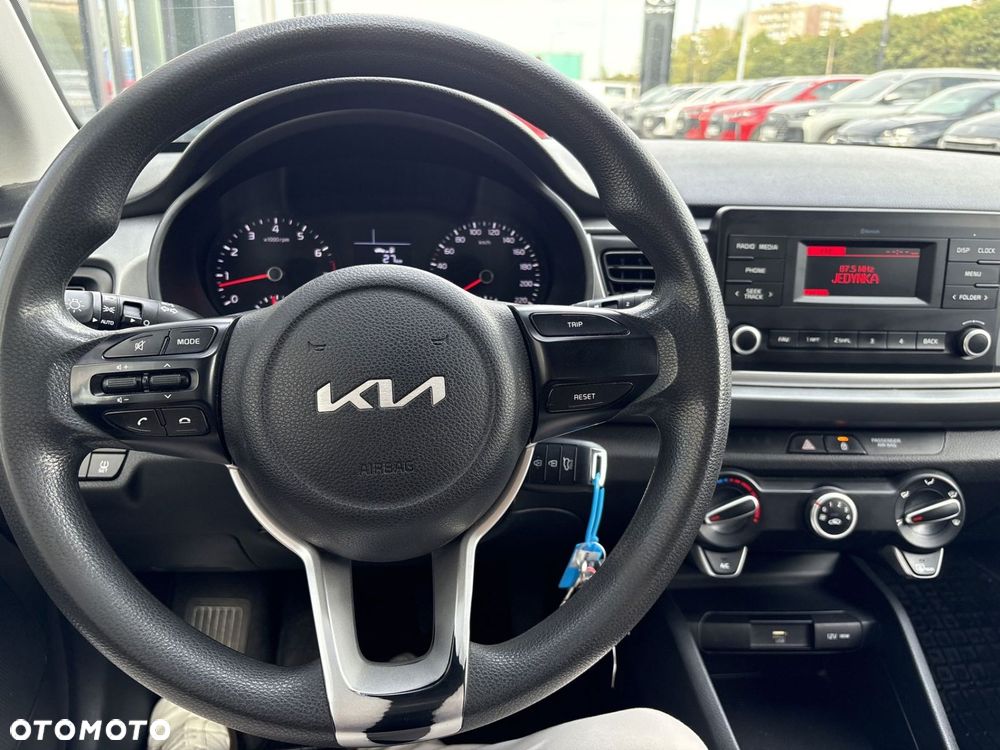 Kia Rio 1.2 M - 13