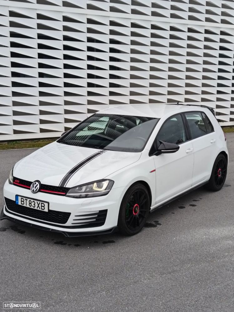 VW Golf 2.0 TDI GTD - 12