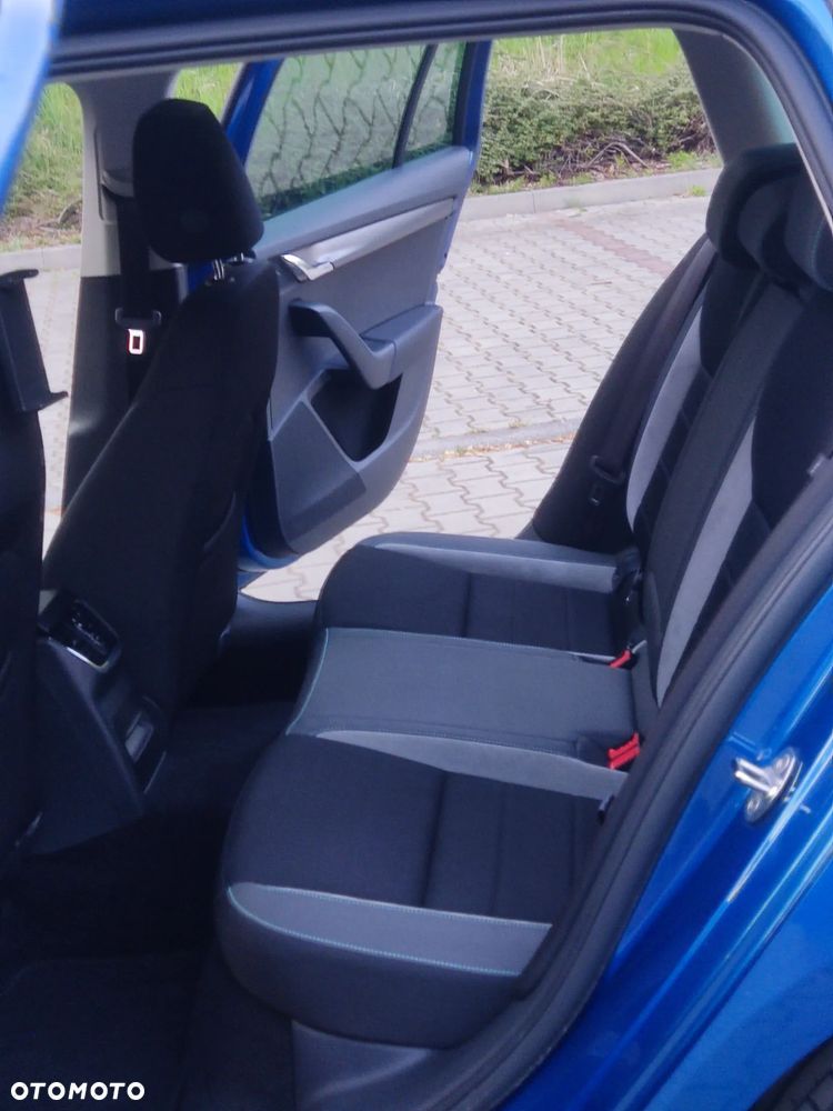 Skoda Octavia 1.4 TSI Joy DSG - 13