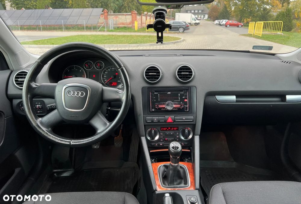 Audi A3 Sportback 1.9 TDI Ambition - 9