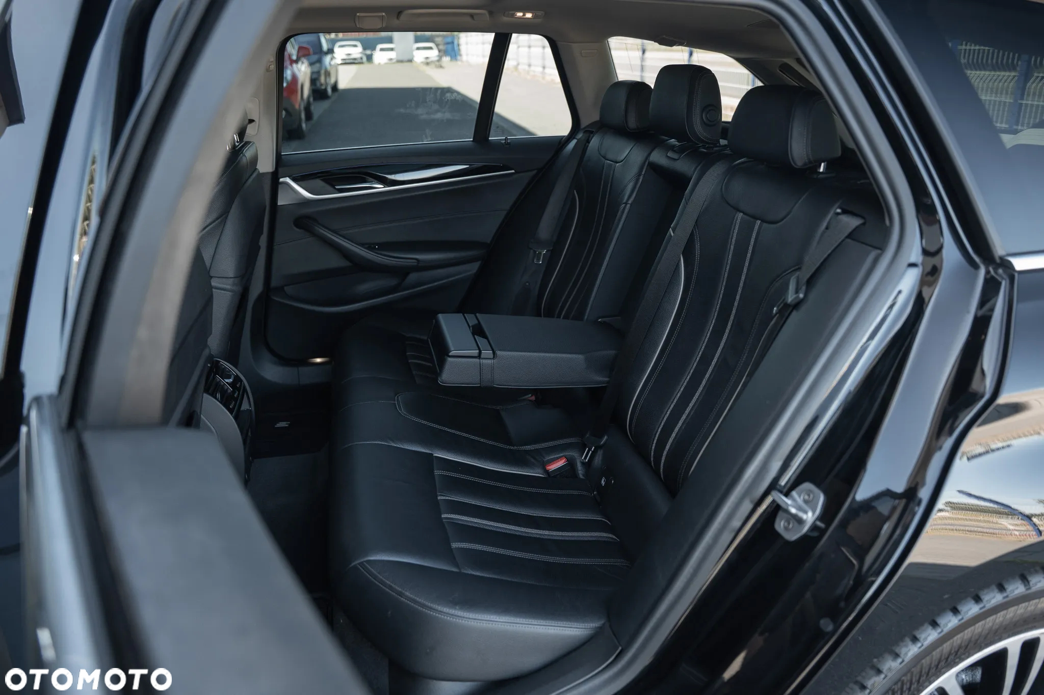 BMW Seria 5 520d Touring Sport Line - 32